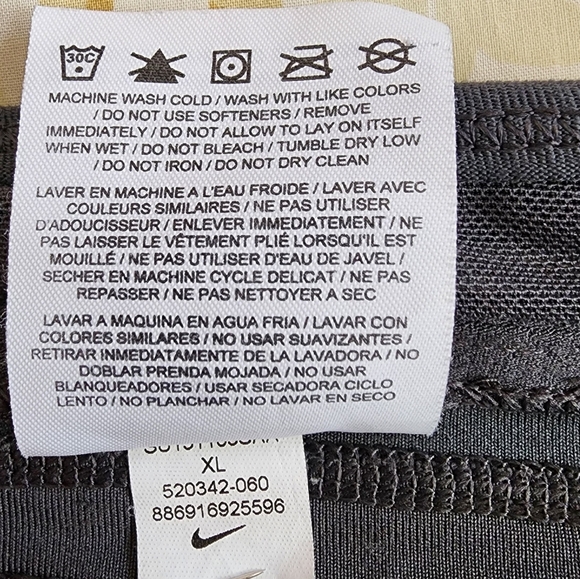 Nike Pro Dri-Fit Compression Gray Capri Workout Leggings SZ XL - Picture 7 of 9